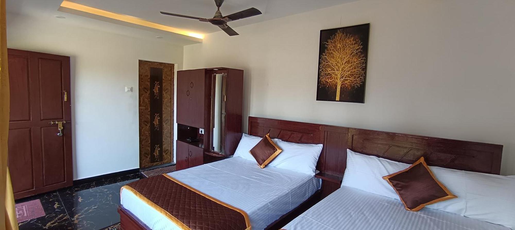 Glasshouse Retreat By The Jungle Stay Groups Valparai Luaran gambar
